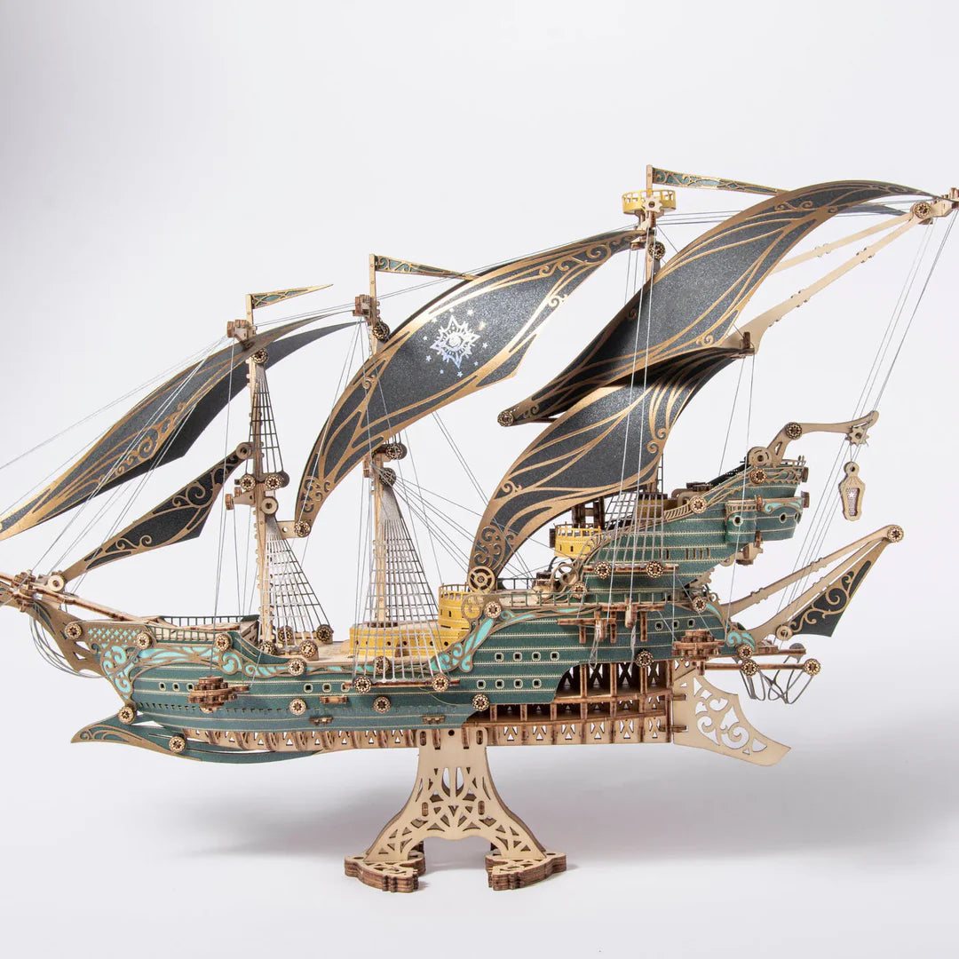 Future Pirate Ship Miniature Kit | LKWood